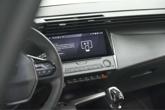 Peugeot 308 (2022) thumbnail 32