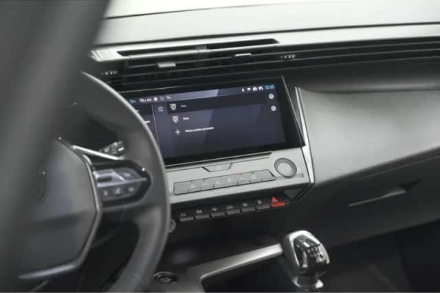 Peugeot 308 (2022) thumbnail 33