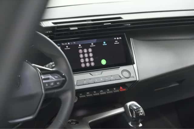 Peugeot 308 (2022) thumbnail 38