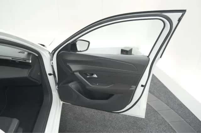 Peugeot 308 (2022) thumbnail 44