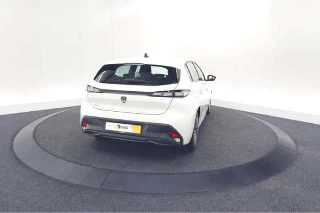 Peugeot 308 (2022) thumbnail 9