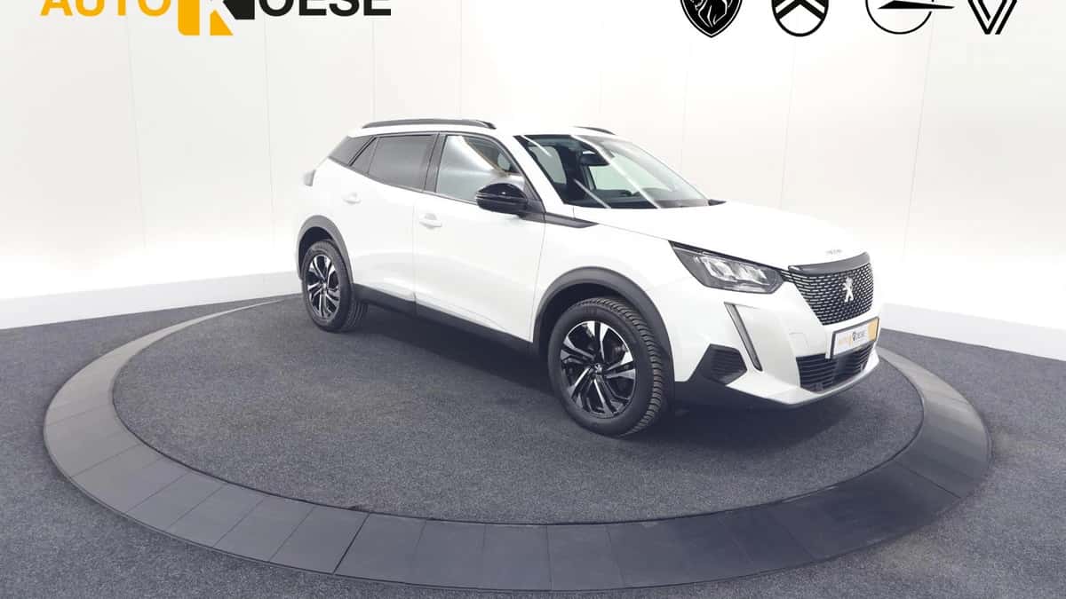 Peugeot 2008 (2023) — foto 1