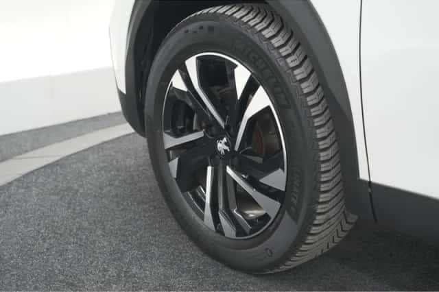 Peugeot 2008 (2023) thumbnail 15