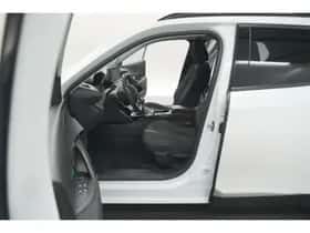 Peugeot 2008 (2023) thumbnail 19