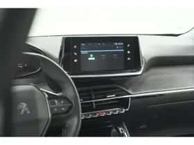 Peugeot 2008 (2023) thumbnail 27