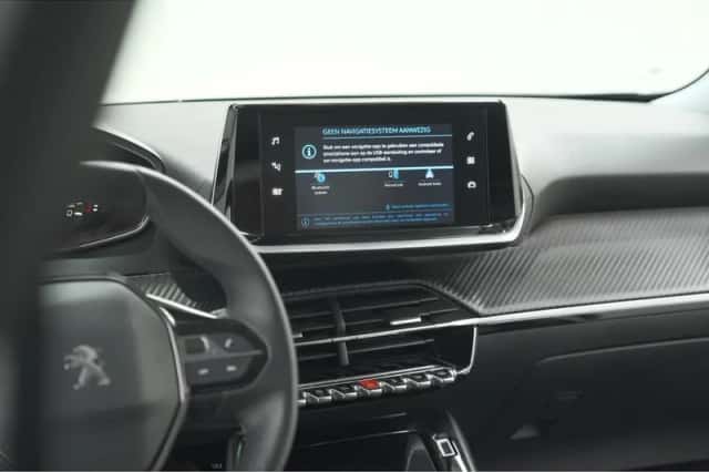 Peugeot 2008 (2023) thumbnail 29