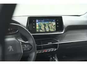 Peugeot 2008 (2023) thumbnail 35
