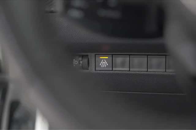 Peugeot 2008 (2023) thumbnail 43