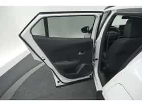Peugeot 2008 (2023) thumbnail 57