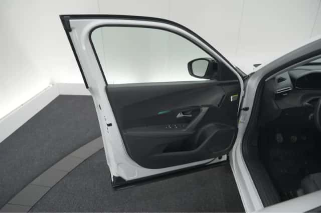 Peugeot 2008 (2023) thumbnail 58