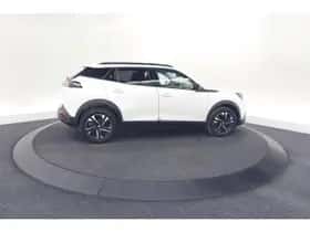Peugeot 2008 (2023) thumbnail 8