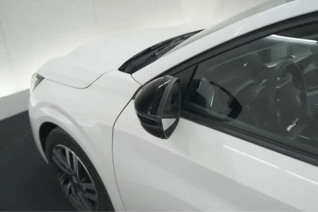 Peugeot 208 (2022) thumbnail 15