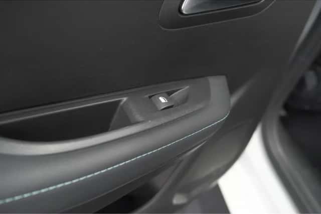 Peugeot 208 (2022) thumbnail 20