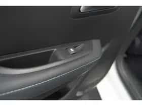 Peugeot 208 (2022) thumbnail 20