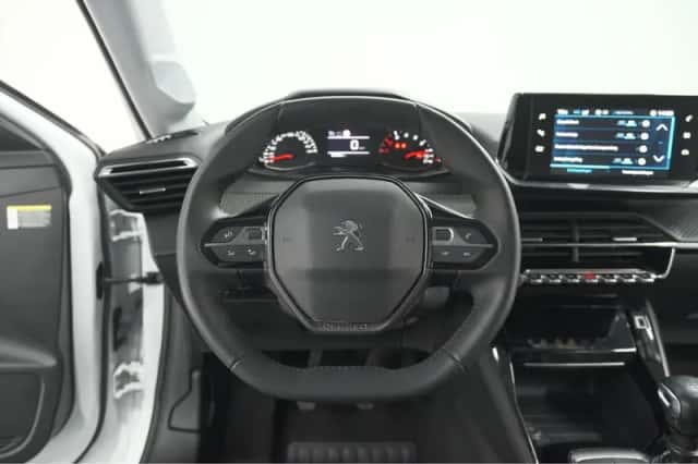 Peugeot 208 (2022) thumbnail 23