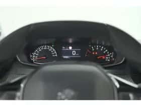 Peugeot 208 (2022) thumbnail 30