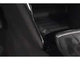 Peugeot 208 (2022) thumbnail 34