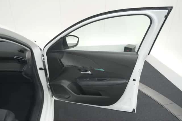Peugeot 208 (2022) thumbnail 54