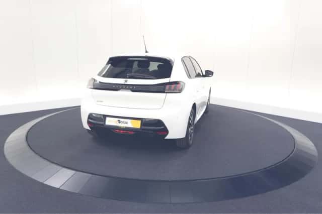 Peugeot 208 (2022) thumbnail 9