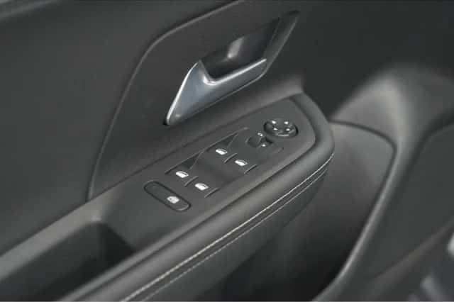 Opel Mokka (2025) thumbnail 21