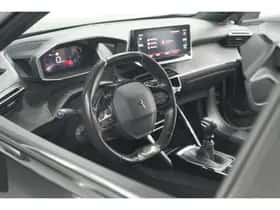 Peugeot 2008 (2020) thumbnail 2