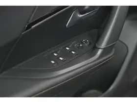 Peugeot 2008 (2020) thumbnail 23