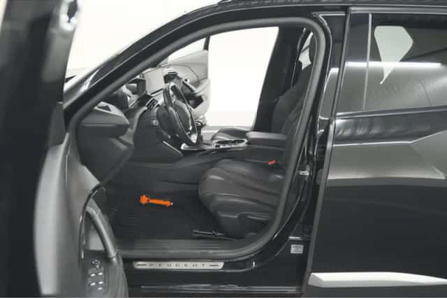 Peugeot 2008 (2020) thumbnail 24