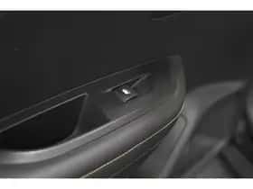 Peugeot 2008 (2020) thumbnail 26