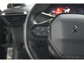 Peugeot 2008 (2020) thumbnail 30