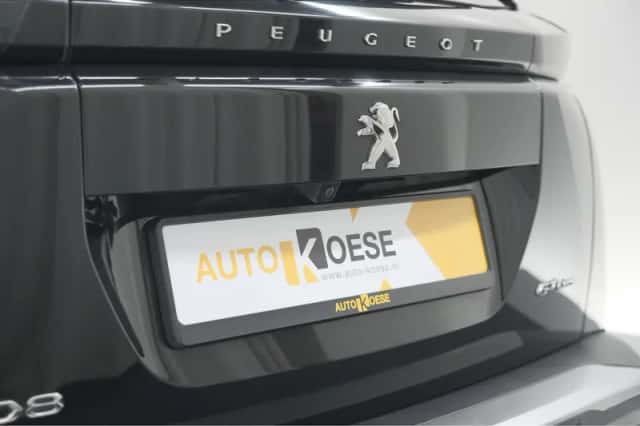 Peugeot 2008 (2020) thumbnail 4