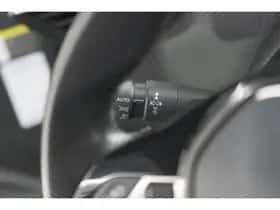 Peugeot 2008 (2020) thumbnail 32