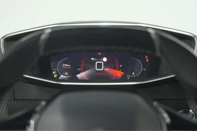 Peugeot 2008 (2020) thumbnail 36