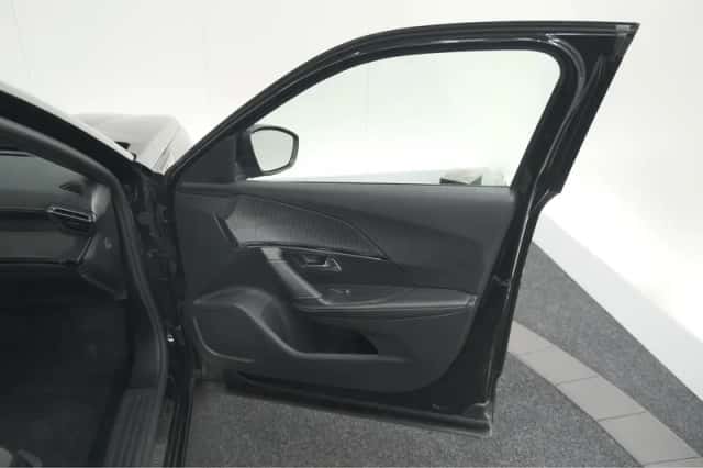 Peugeot 2008 (2020) thumbnail 59