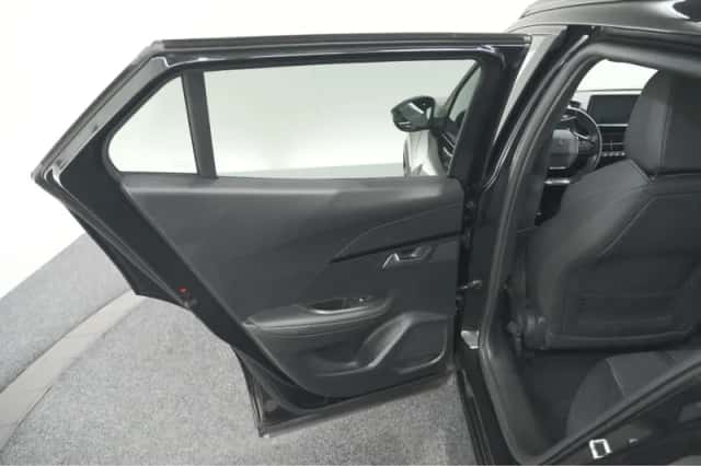Peugeot 2008 (2020) thumbnail 60
