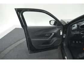 Peugeot 2008 (2020) thumbnail 61