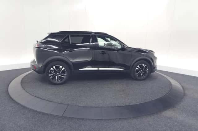Peugeot 2008 (2020) thumbnail 8