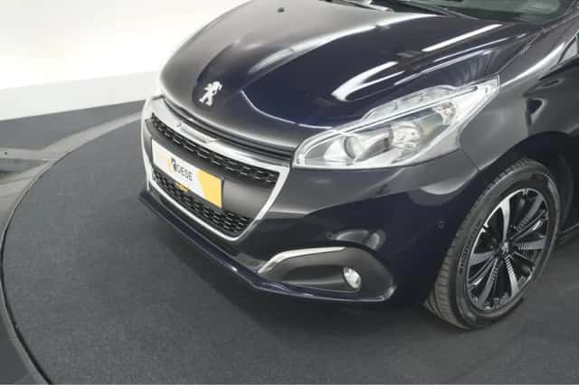 Peugeot 208 (2018) thumbnail 14