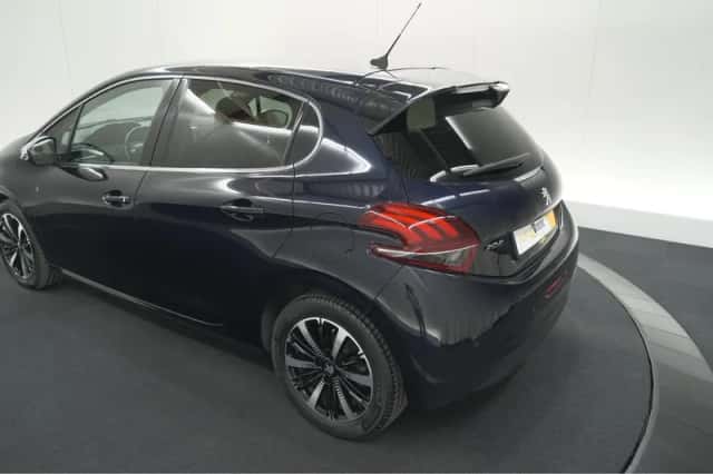 Peugeot 208 (2018) thumbnail 20
