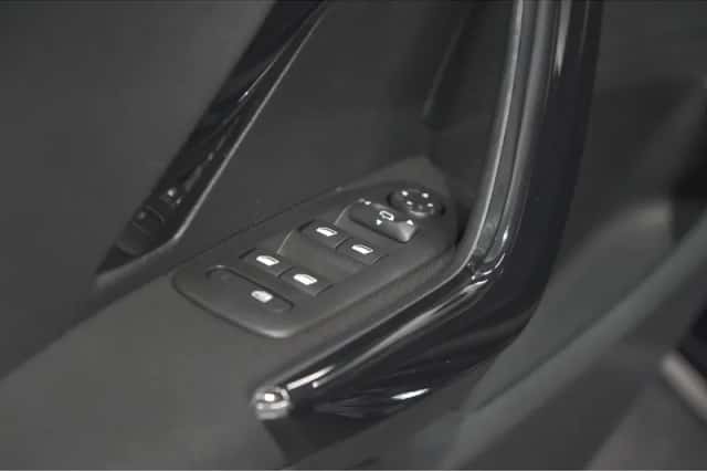 Peugeot 208 (2018) thumbnail 22