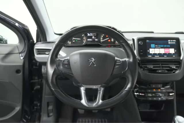 Peugeot 208 (2018) thumbnail 28