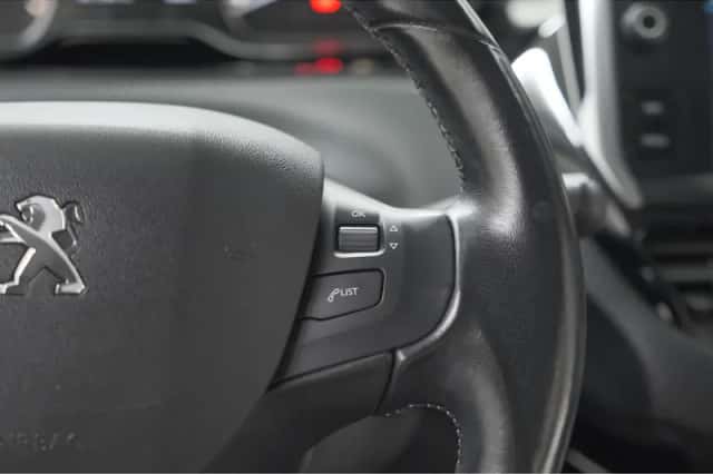 Peugeot 208 (2018) thumbnail 30