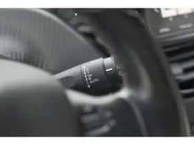 Peugeot 208 (2018) thumbnail 32