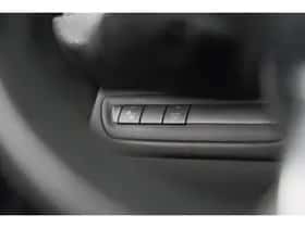 Peugeot 208 (2018) thumbnail 34
