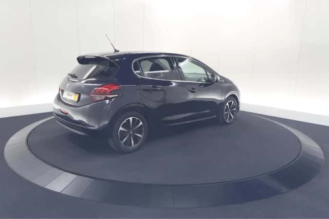 Peugeot 208 (2018) thumbnail 5