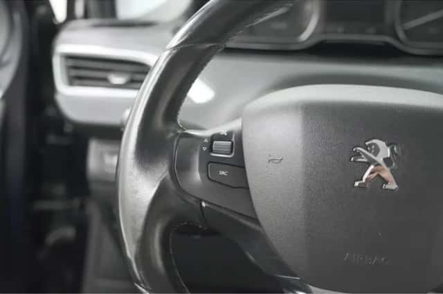 Peugeot 208 (2018) thumbnail 42