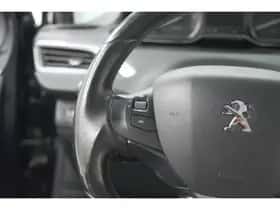 Peugeot 208 (2018) thumbnail 42