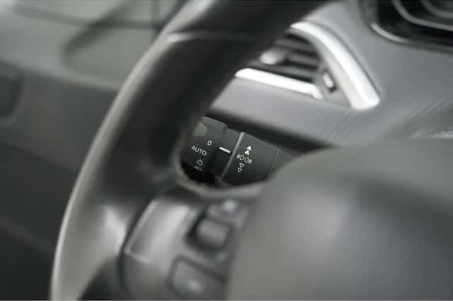 Peugeot 208 (2018) thumbnail 44