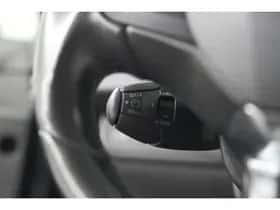 Peugeot 208 (2018) thumbnail 46