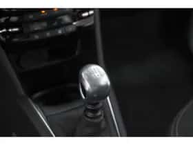 Peugeot 208 (2018) thumbnail 58
