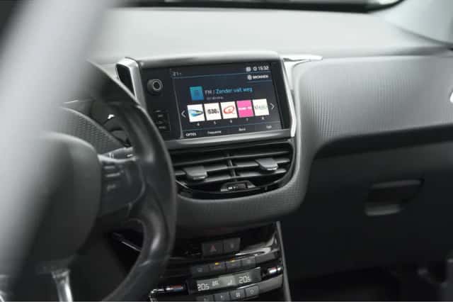 Peugeot 208 (2018) thumbnail 62